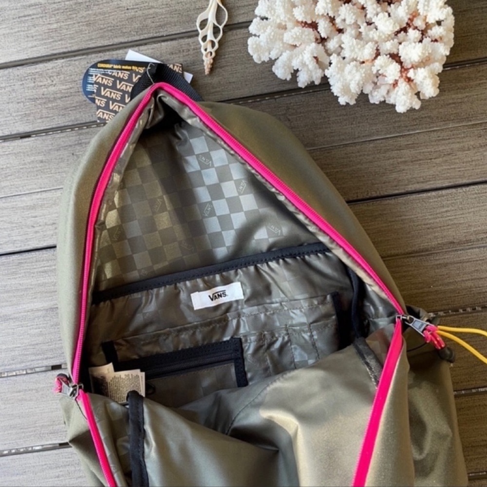 🔆VANS🔆TRAVEL BEACH HIKING SCHOOL BACKPACK - Picture 3 of 9